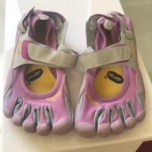 Vibram shoes